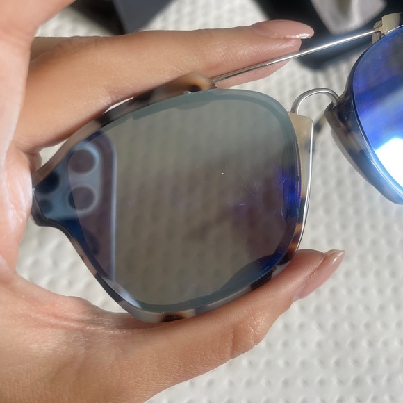 Dior abstract sunglasses - Picture 14 of 15